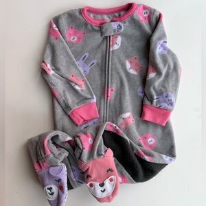 5/$10 | Carter's Gray and Pink Animal PJ Footie